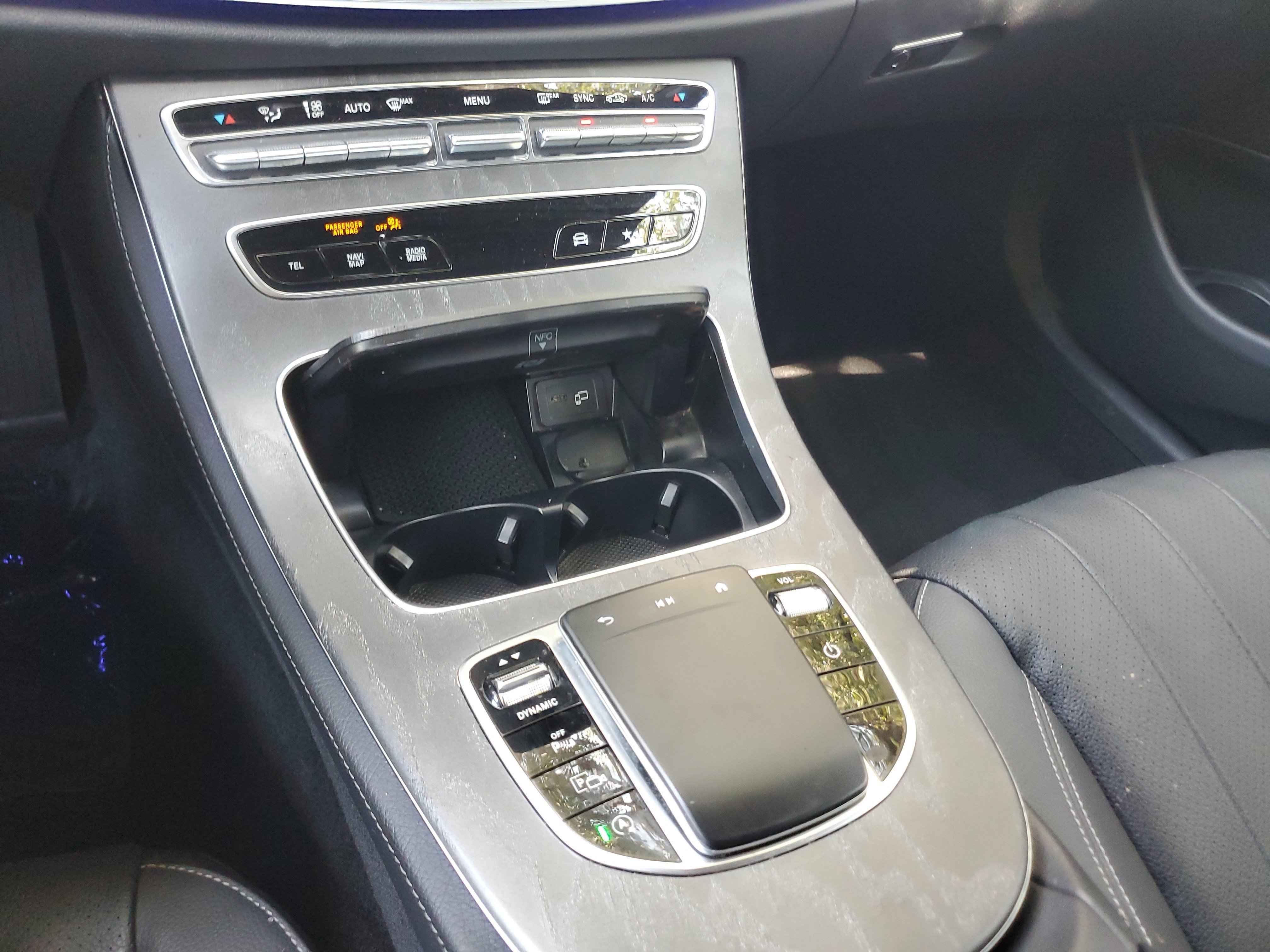 Used 2021 Mercedes-Benz E 350 Sedan w/ Premium Package image 26