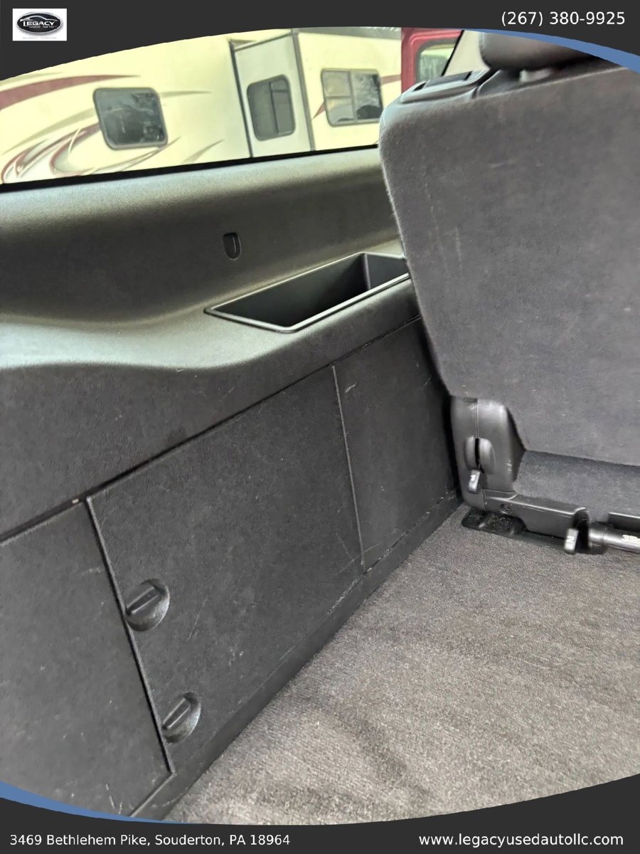 Used 2013 Chevrolet Suburban LT image 51