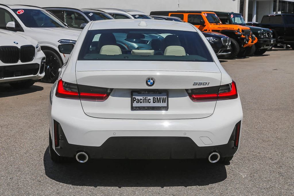 Certified 2023 BMW 330i Sedan w/ M Sport Package image 5