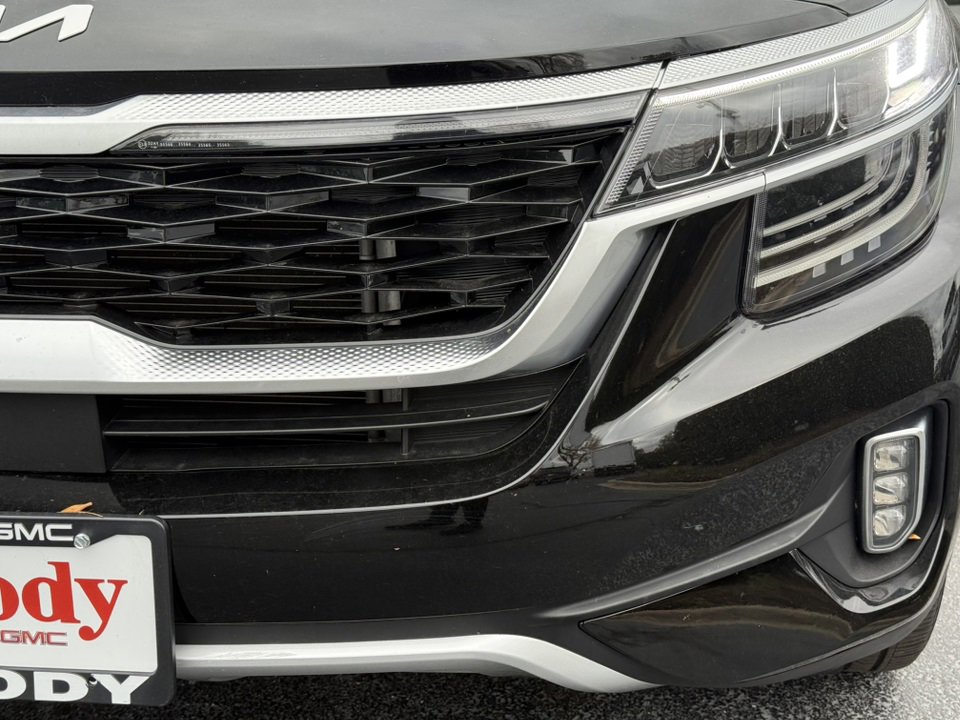 Used 2022 Kia Seltos SX image 10