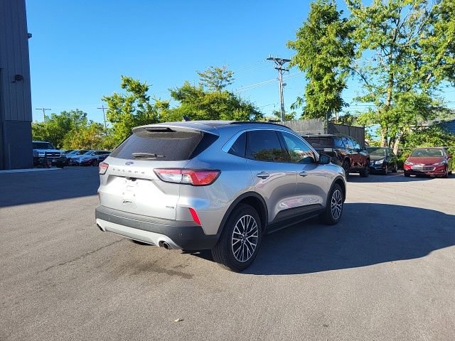 Used 2022 Ford Escape SE w/ Convenience Package image 3