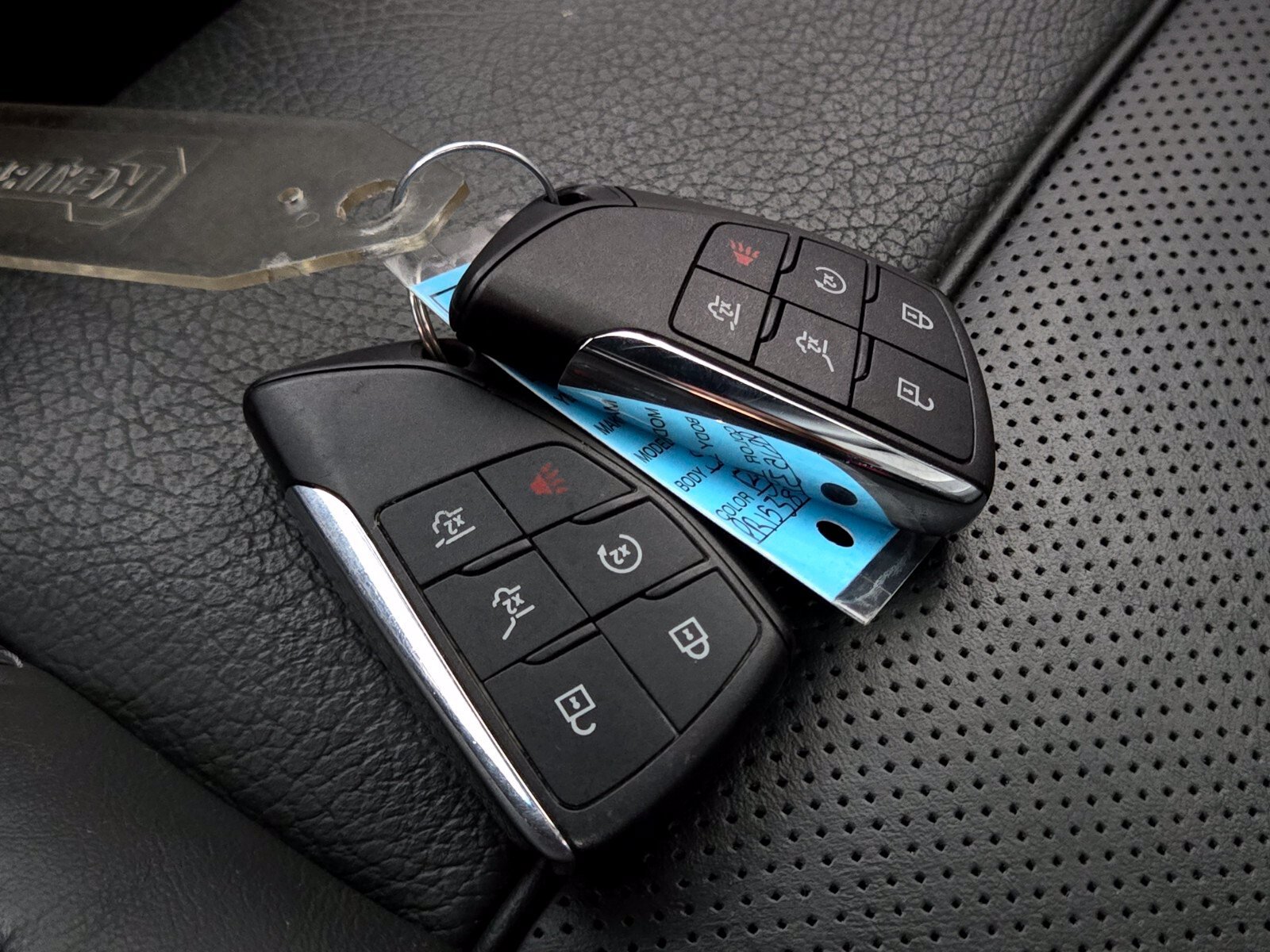 Used 2023 GMC Yukon Denali AWD/4WD image 29