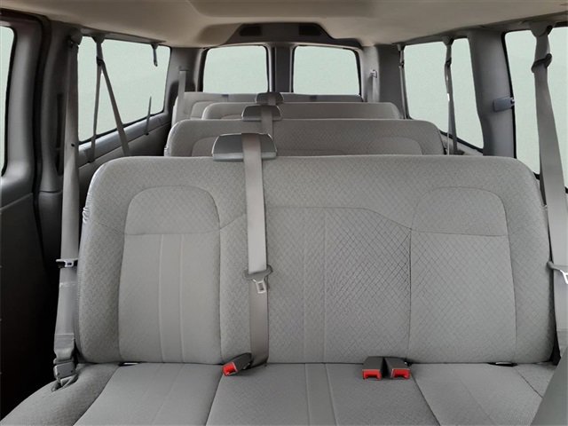Used 2018 Chevrolet Express 3500 LT w/ LT Preferred Equipment Group image 21