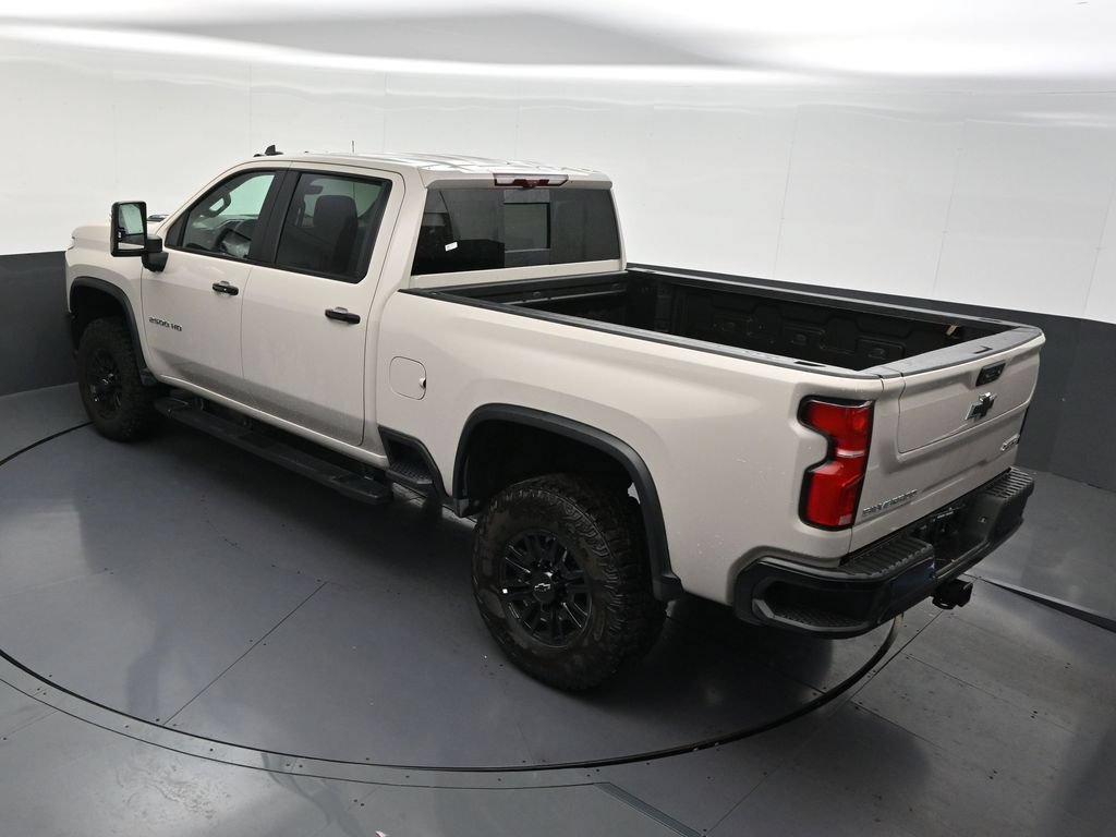 Used 2026 Chevrolet Silverado 2500 ZR2 AWD/4WD image 18