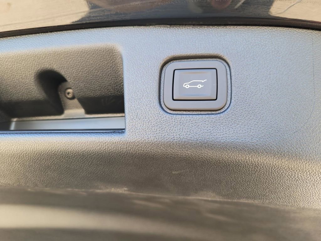 New 2026 Chevrolet Blazer EV RS w/ Super Cruise Package image 9