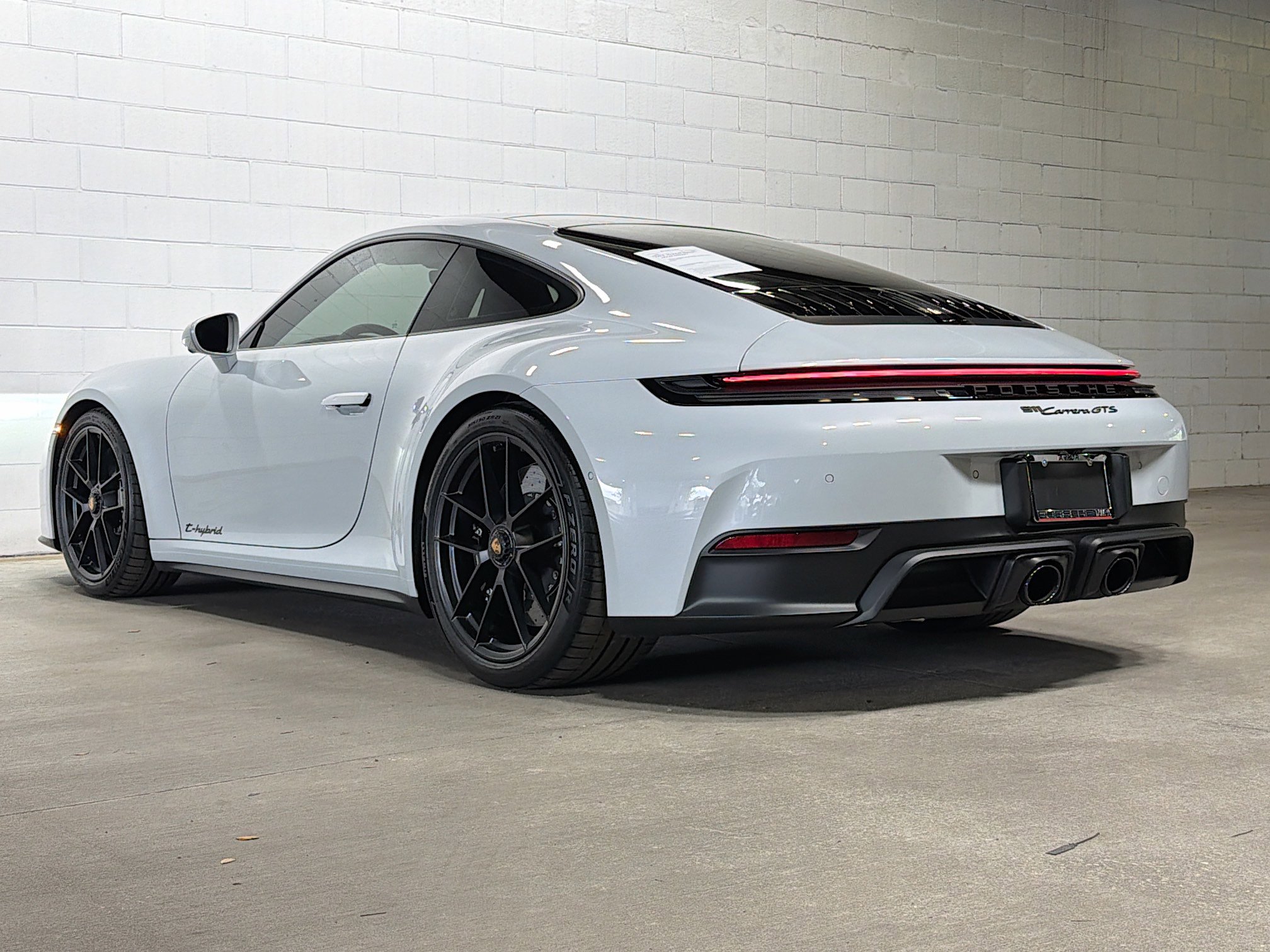 Certified 2025 Porsche 911 Carrera 4 GTS AWD/4WD image 3