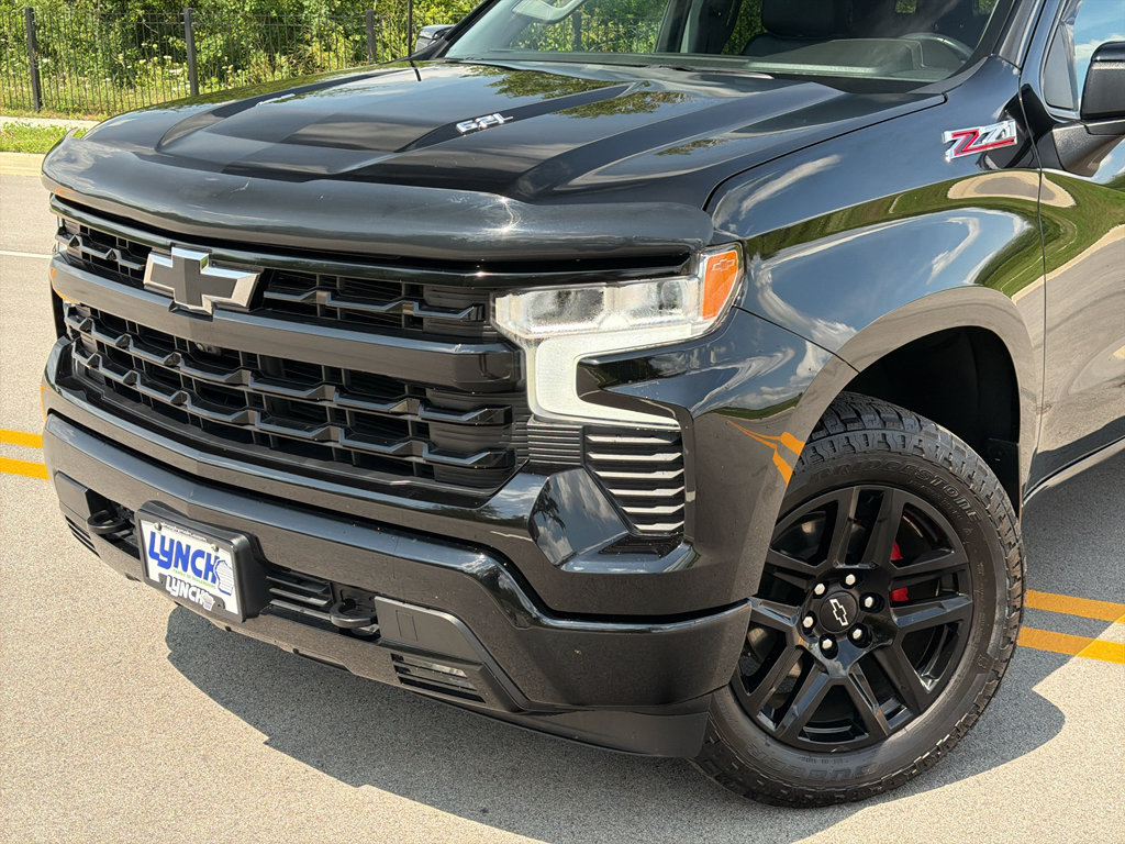 Used 2023 Chevrolet Silverado 1500 RST AWD/4WD image 8