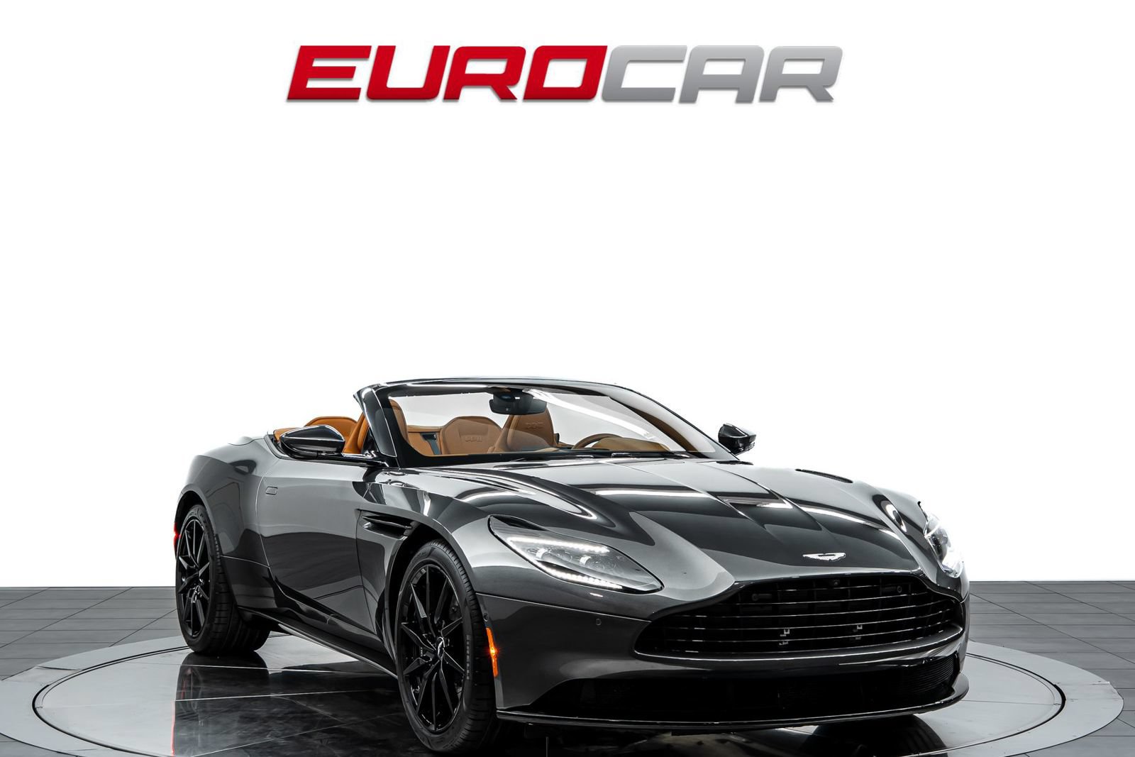 Used 2019 Aston Martin DB11 Volante RWD image 9