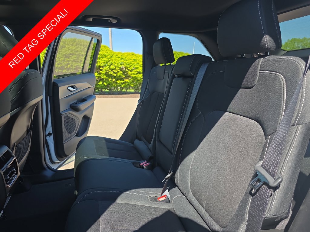 New 2026 Jeep Grand Cherokee Laredo X AWD/4WD image 14