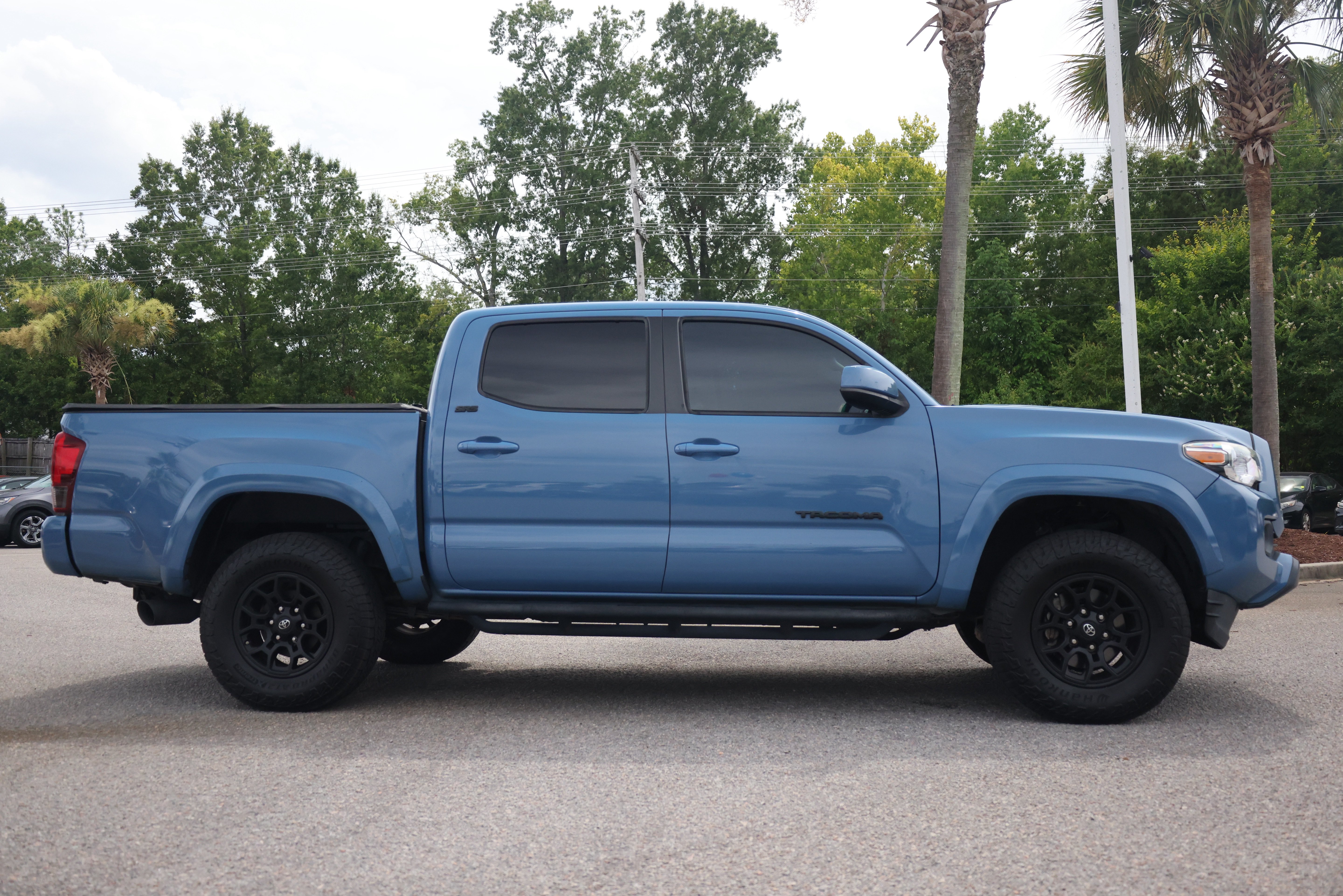 Used 2019 Toyota Tacoma SR5 RWD image 6