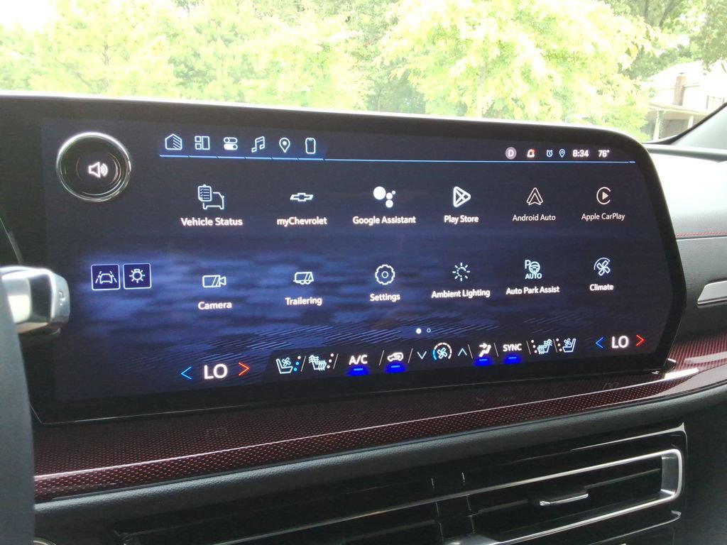 Certified 2026 Chevrolet Traverse RS w/ LPO, Floor Liner Package AWD/4WD image 30
