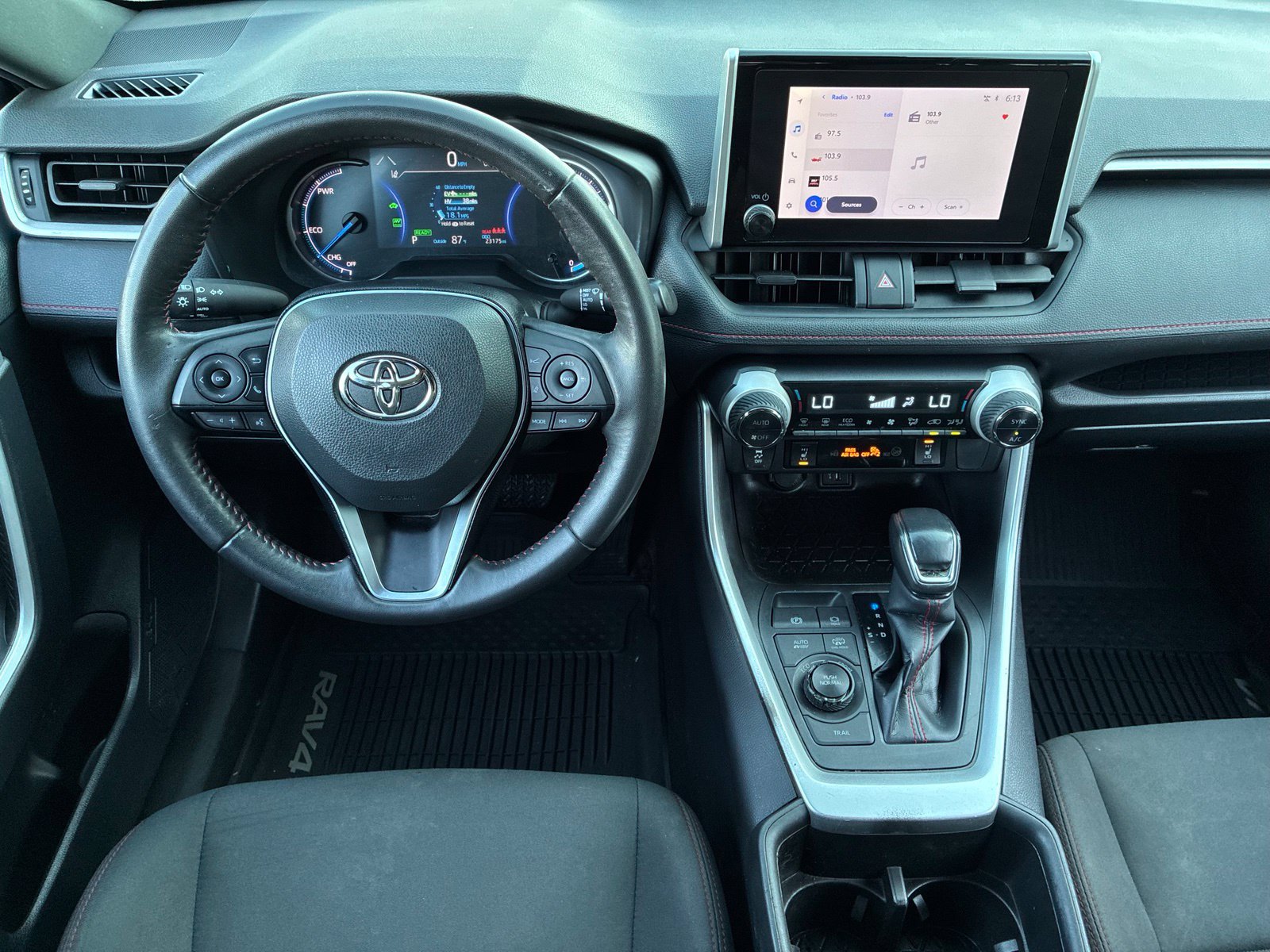 Used 2024 Toyota RAV4 SE w/ Weather & Moonroof Package AWD/4WD image 19