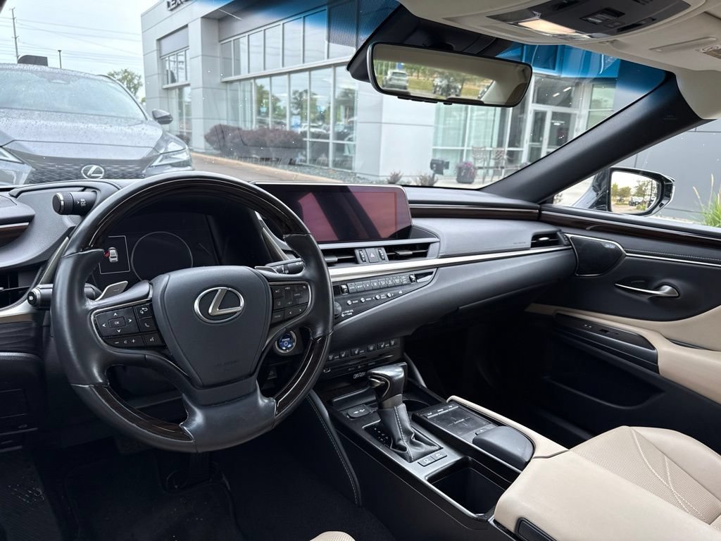 Used 2019 Lexus ES 300h FWD image 21
