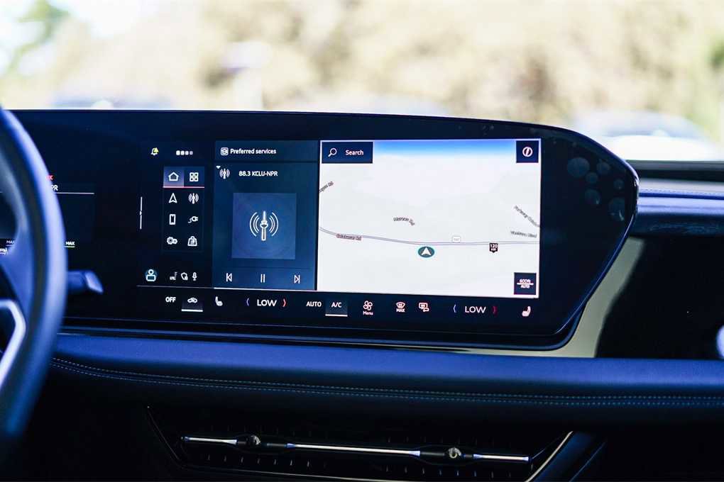 New 2025 Audi A6 e-tron Premium image 14