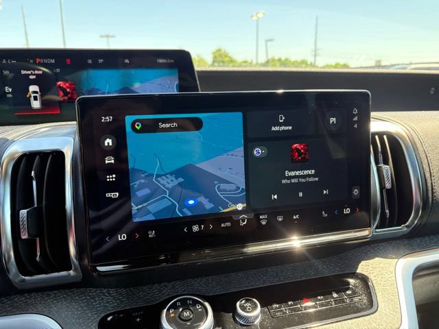 Used 2025 Ford Expedition Tremor AWD/4WD image 18