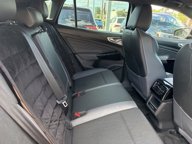 Used 2023 Volkswagen ID.4 Pro S RWD image 9