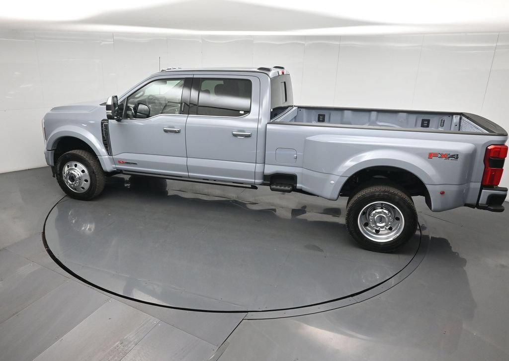 New 2026 Ford F450 Platinum w/ Platinum Plus Package AWD/4WD image 39