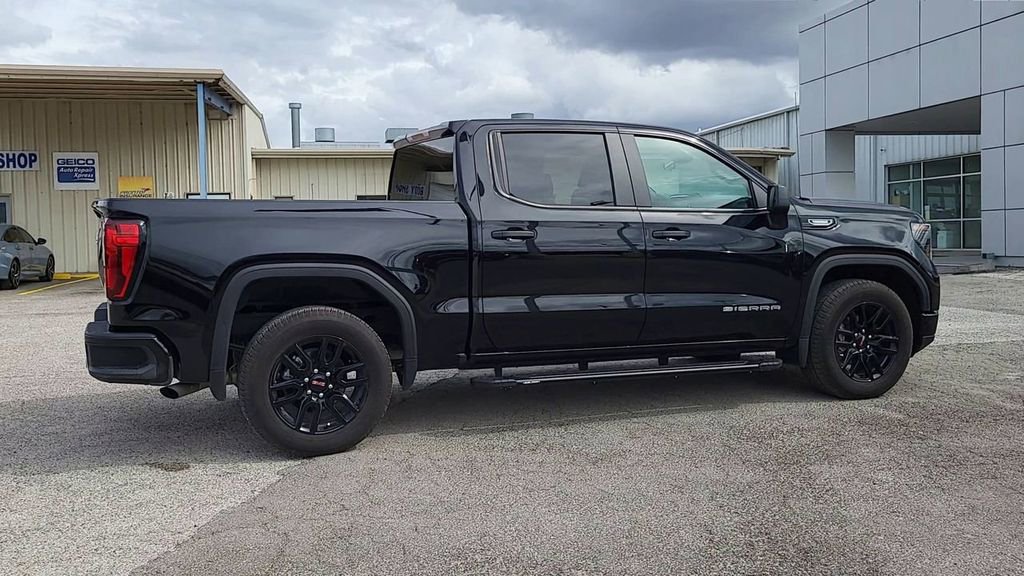 Used 2026 GMC Sierra 1500 Pro w/ Graphite Edition image 8