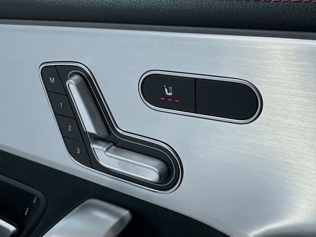 Used 2023 Mercedes-Benz CLA 250 CLA 250 image 23