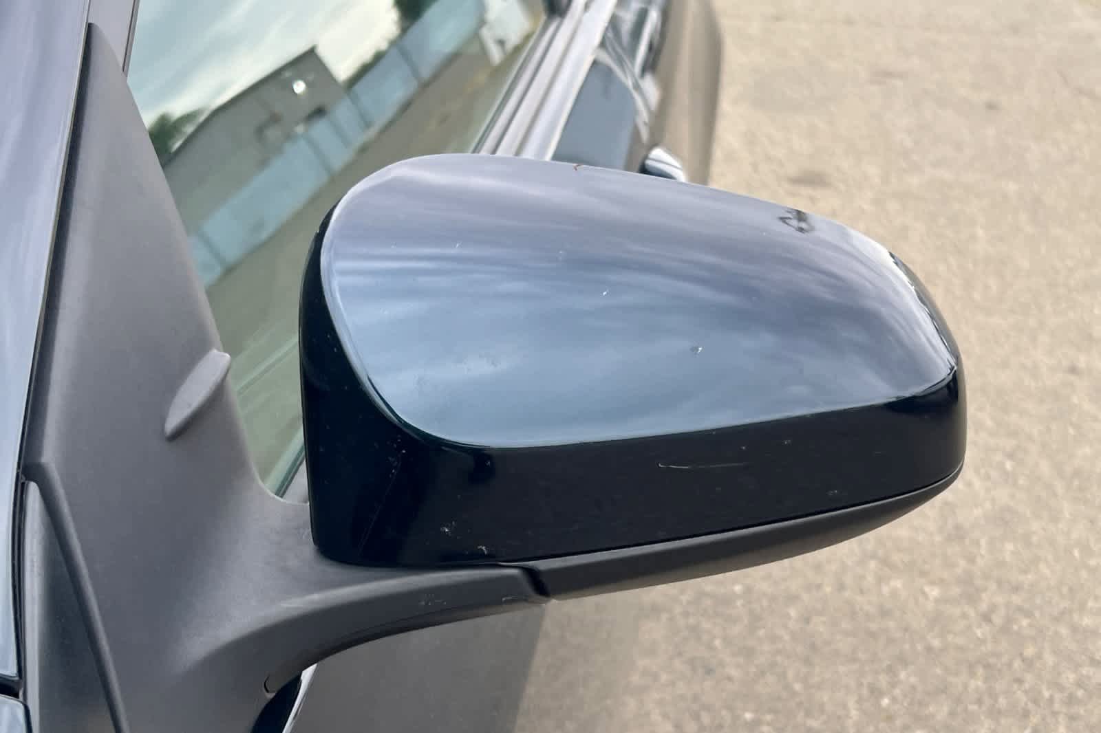 Used 2018 Toyota Corolla LE FWD image 9