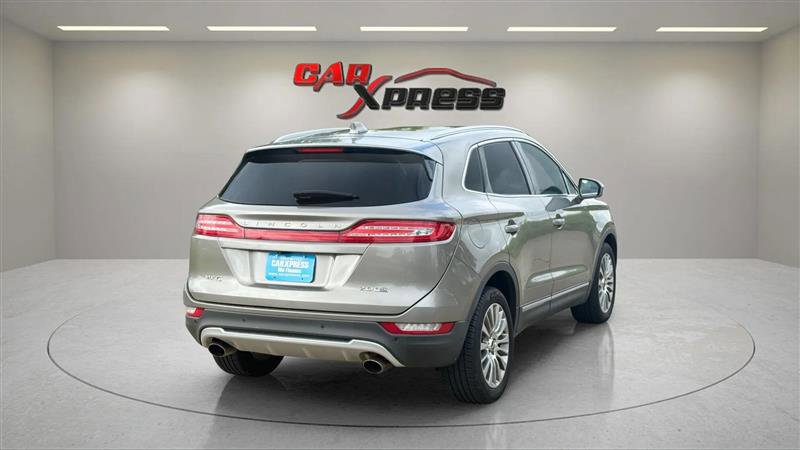 Used 2016 Lincoln MKC Reserve w/ Lincoln MKC Climate Package image 11