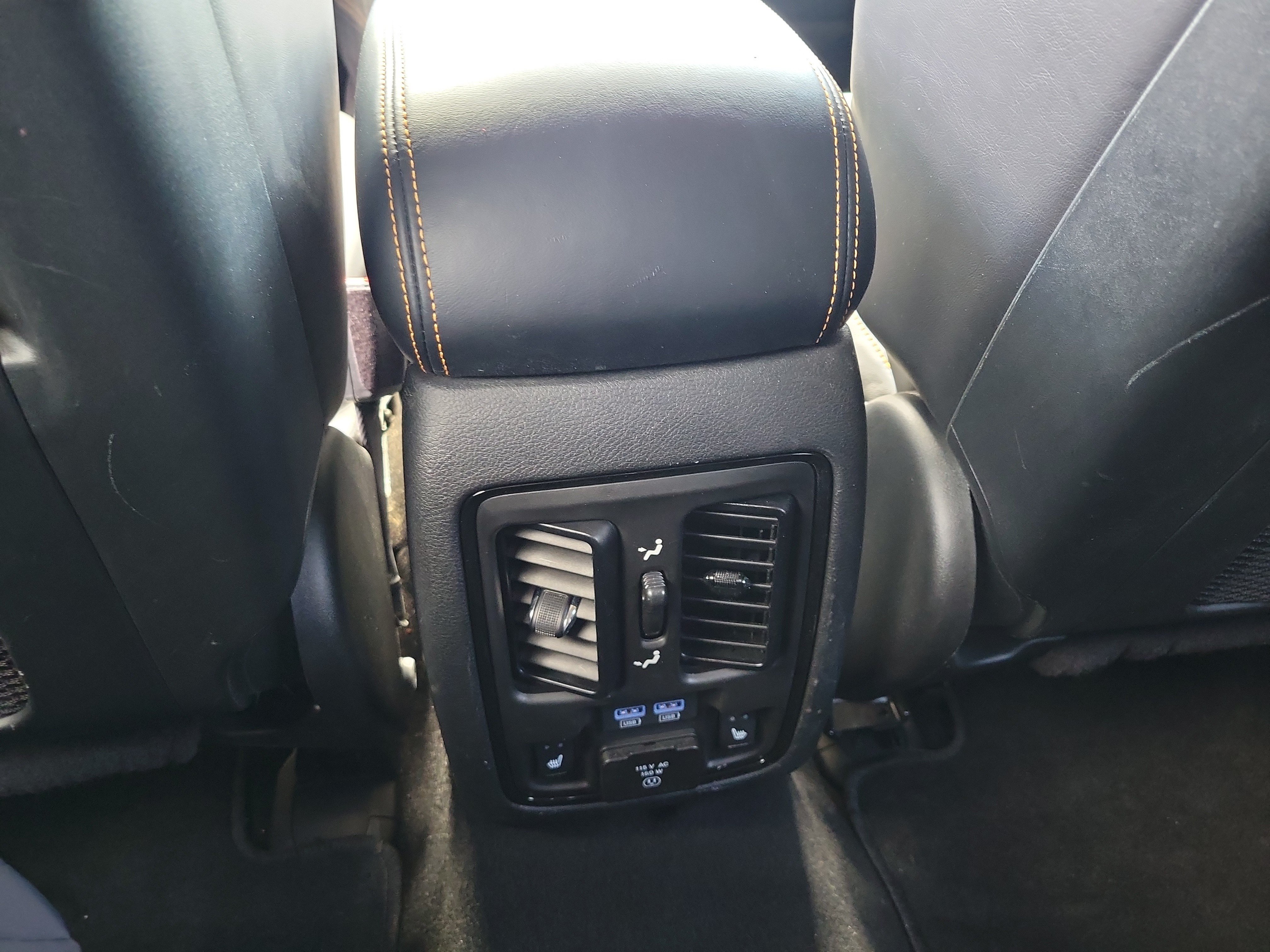 Used 2023 Dodge Durango R/T w/ Hemi Orange Plus Package RWD image 14