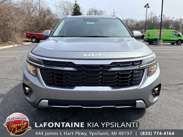 Certified 2025 Kia Seltos EX w/ EX Sunroof Package image 8