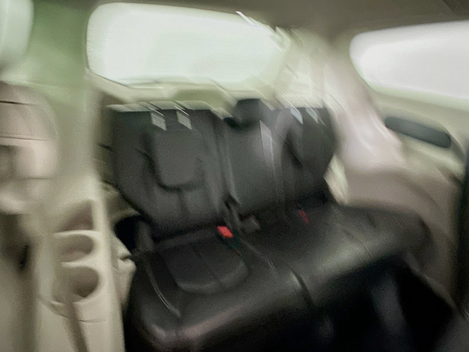 Used 2023 Chrysler Pacifica Touring-L FWD image 27