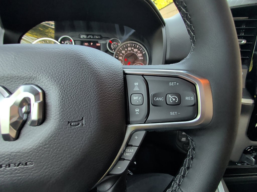 New 2026 RAM 1500 Big Horn AWD/4WD image 19