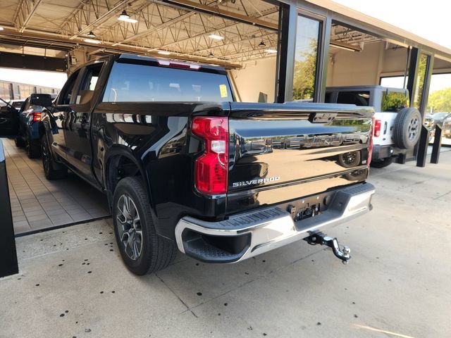 Used 2024 Chevrolet Silverado 1500 LT RWD image 4