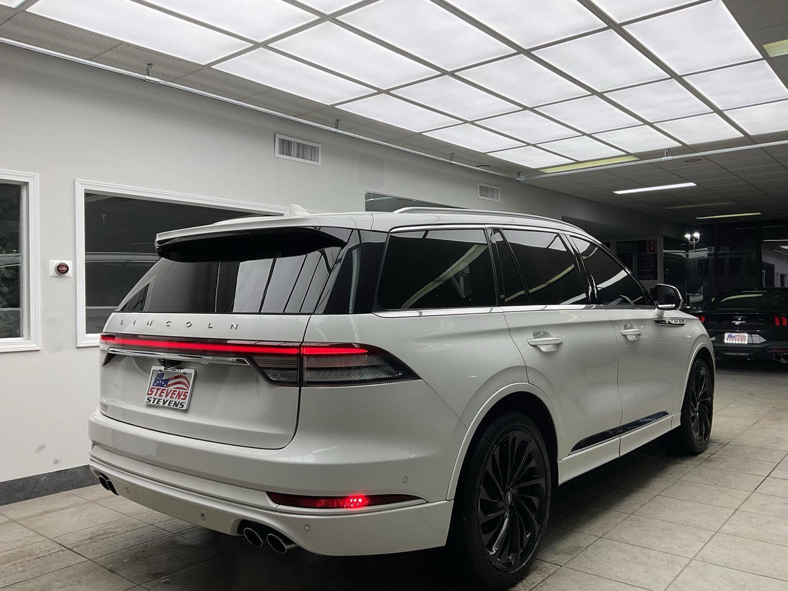 Used 2021 Lincoln Aviator Reserve w/ Equipment Group 208A AWD/4WD image 5