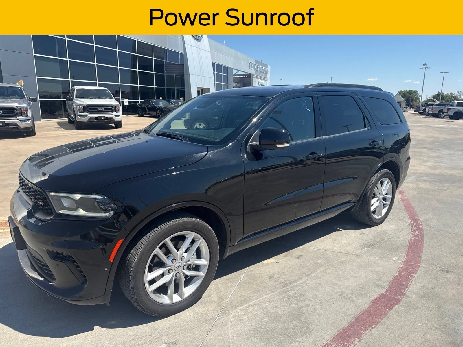 Used 2025 Dodge Durango GT AWD/4WD image 1