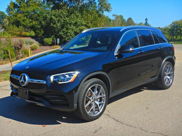 Used 2021 Mercedes-Benz GLC 300 4MATIC w/ AMG Line image 1