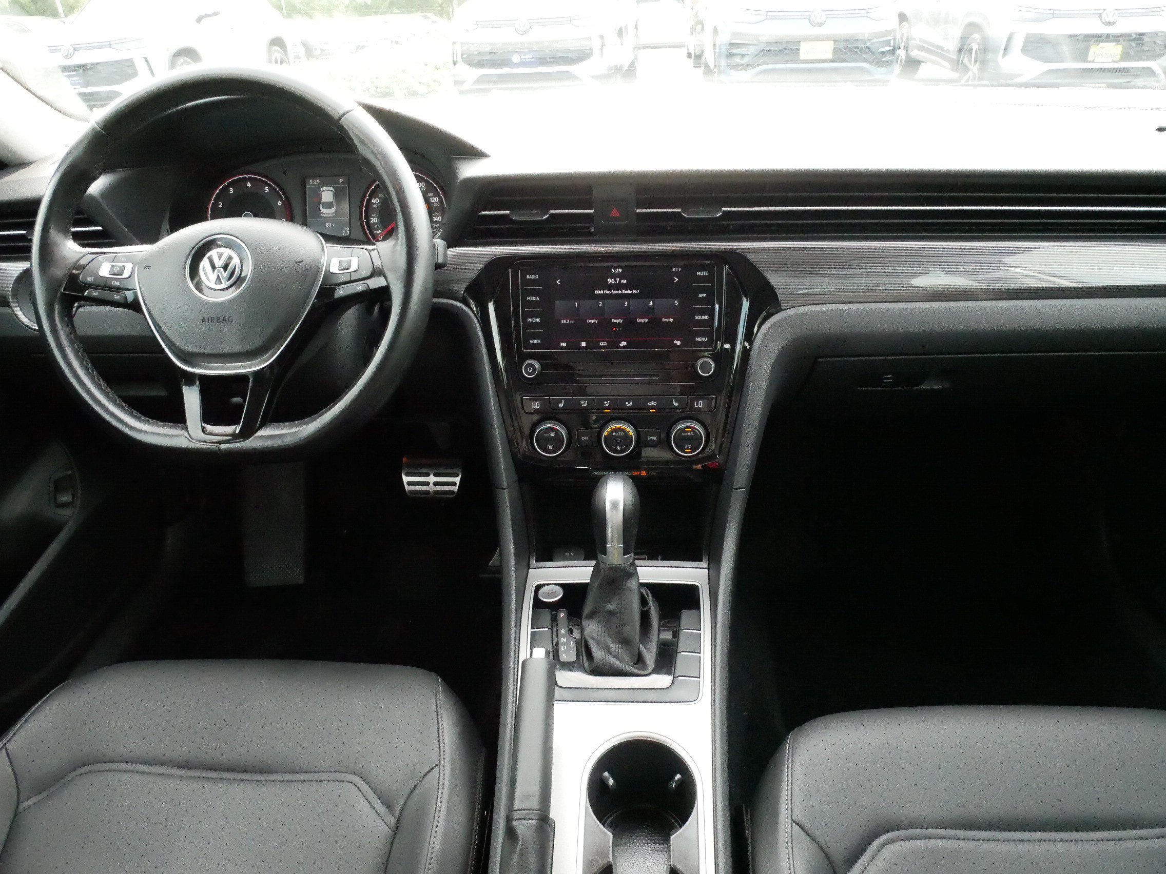 Certified 2020 Volkswagen Passat 2.0T R-Line FWD image 10