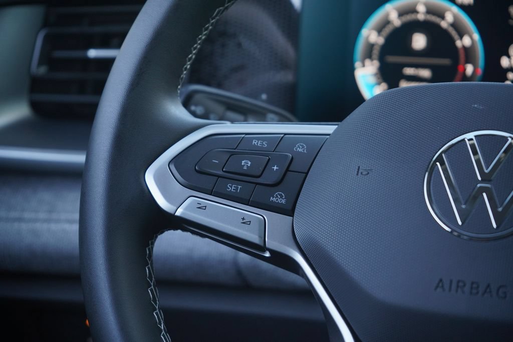 New 2026 Volkswagen Tiguan S FWD image 18