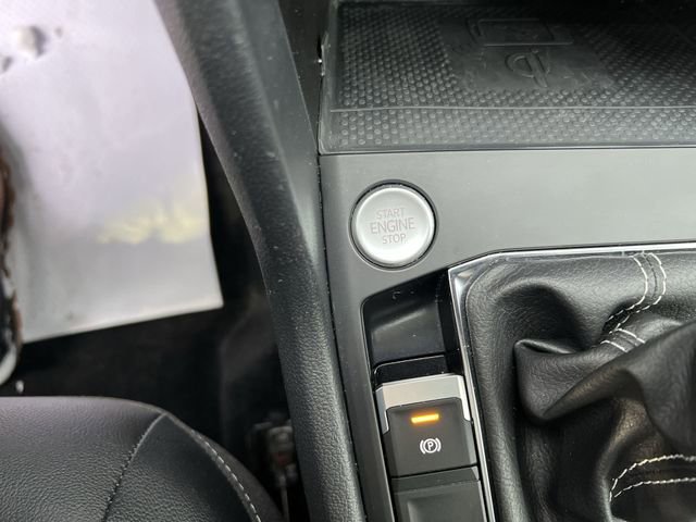 Used 2022 Volkswagen Taos SE image 18