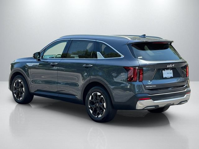 Used 2024 Kia Sorento S w/ Panoramic Sunroof Package FWD image 7