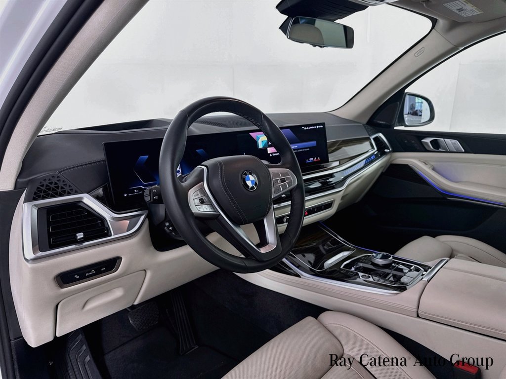 Used 2026 BMW X7 xDrive40i AWD/4WD image 9