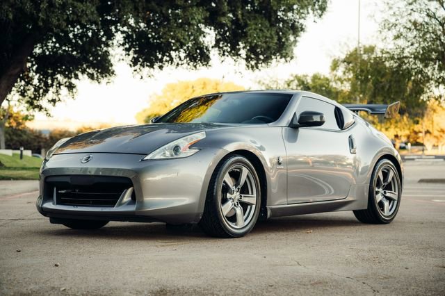 Used 2009 Nissan 370Z Coupe image 6