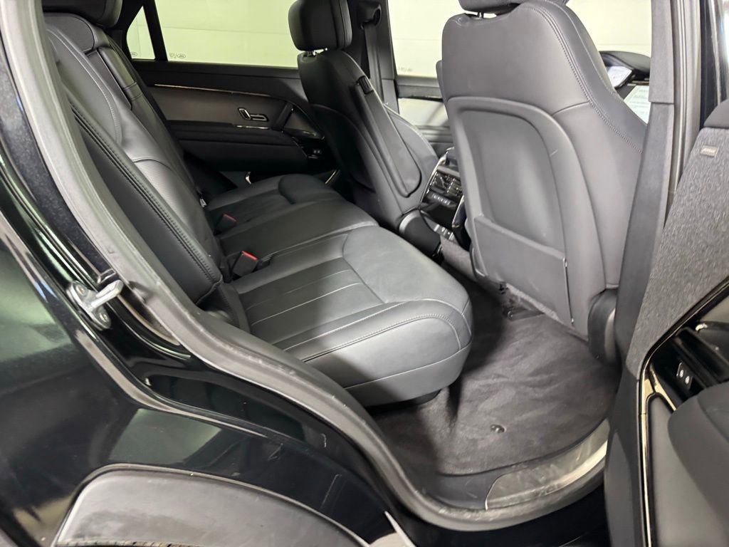 Used 2023 Land Rover Range Rover Sport SE AWD/4WD image 30