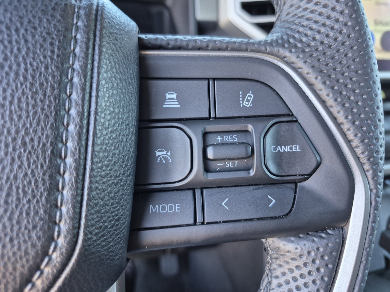 Used 2025 Toyota Tundra Limited image 27