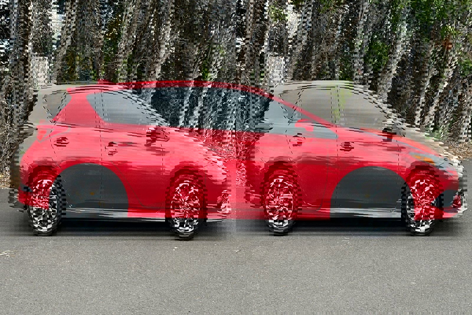 Used 2017 Toyota Corolla iM w/ Carpet Mat Package image 3