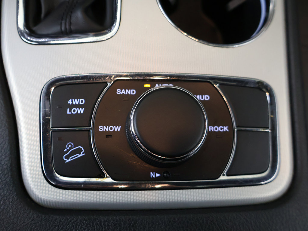 Used 2018 Jeep Grand Cherokee Limited AWD/4WD image 53