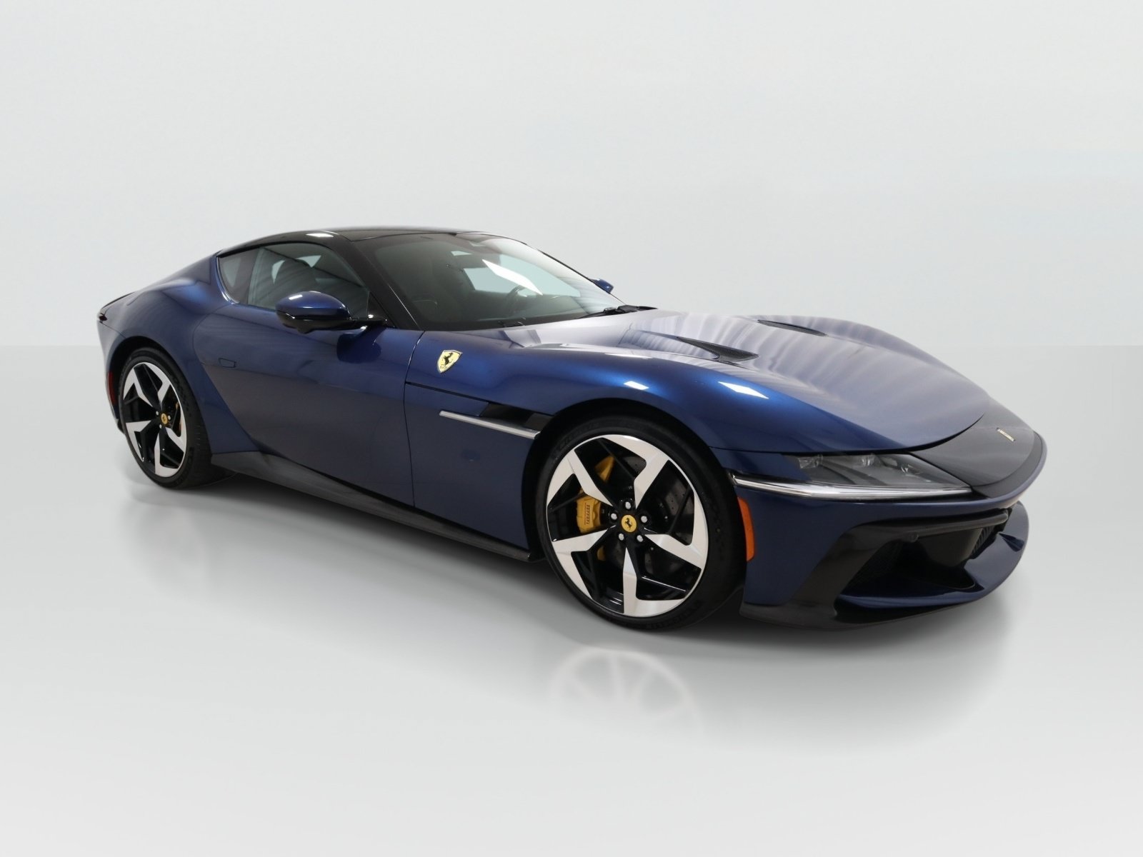 Used 2025 Ferrari 12Cilindri RWD image 8