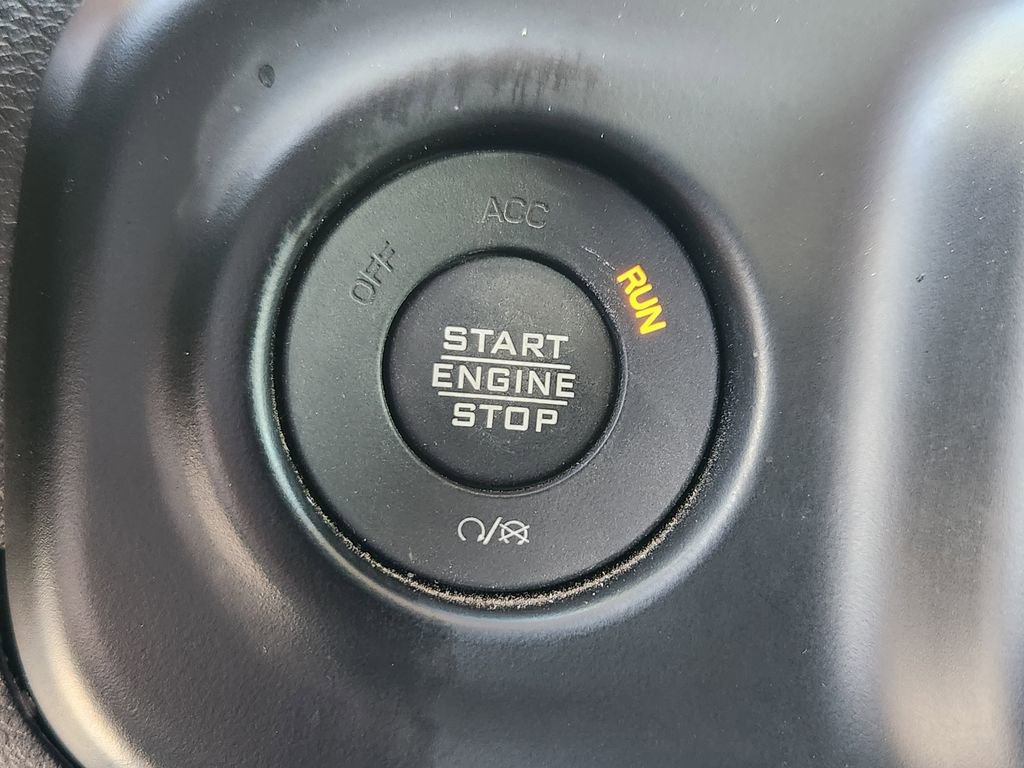 Used 2022 Jeep Gladiator Mojave w/ Trailer Tow Package image 12