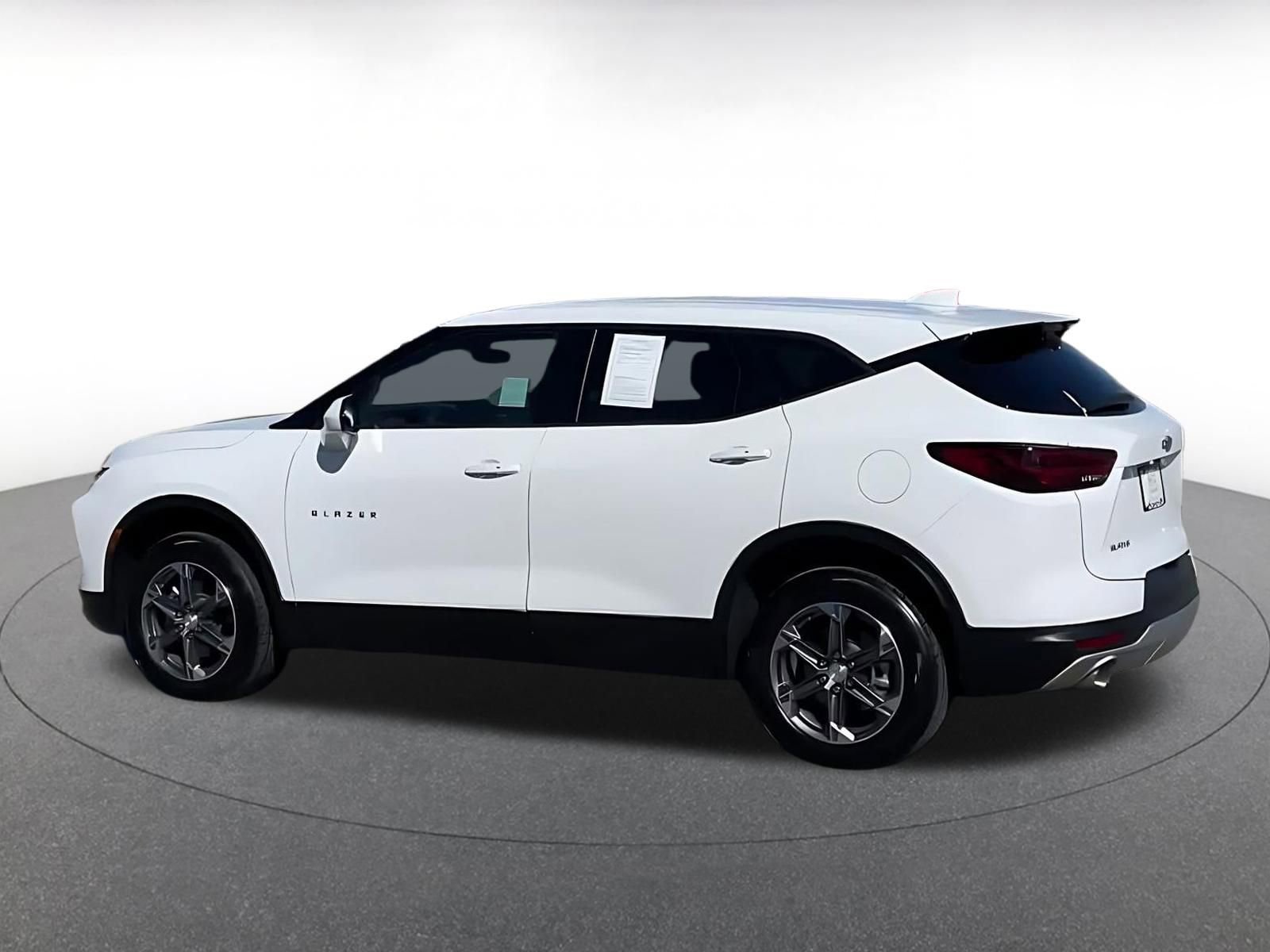 Used 2025 Chevrolet Blazer LT image 10