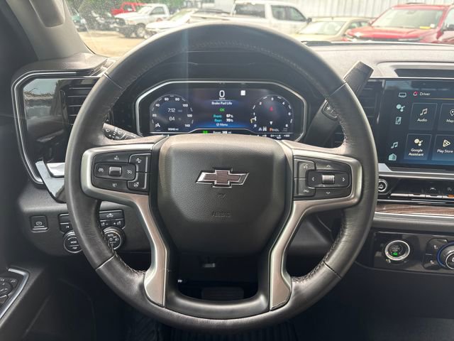 Used 2023 Chevrolet Silverado 1500 RST AWD/4WD image 18