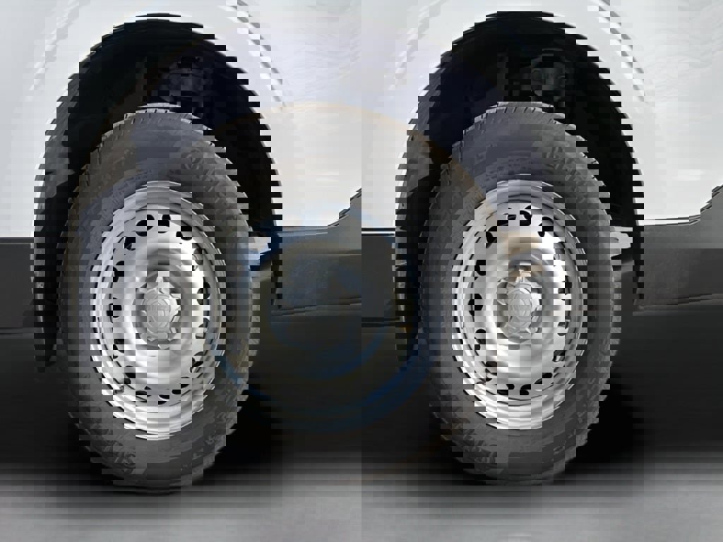 Used 2025 Ford Maverick XLT w/ Equipment Group 302A image 23