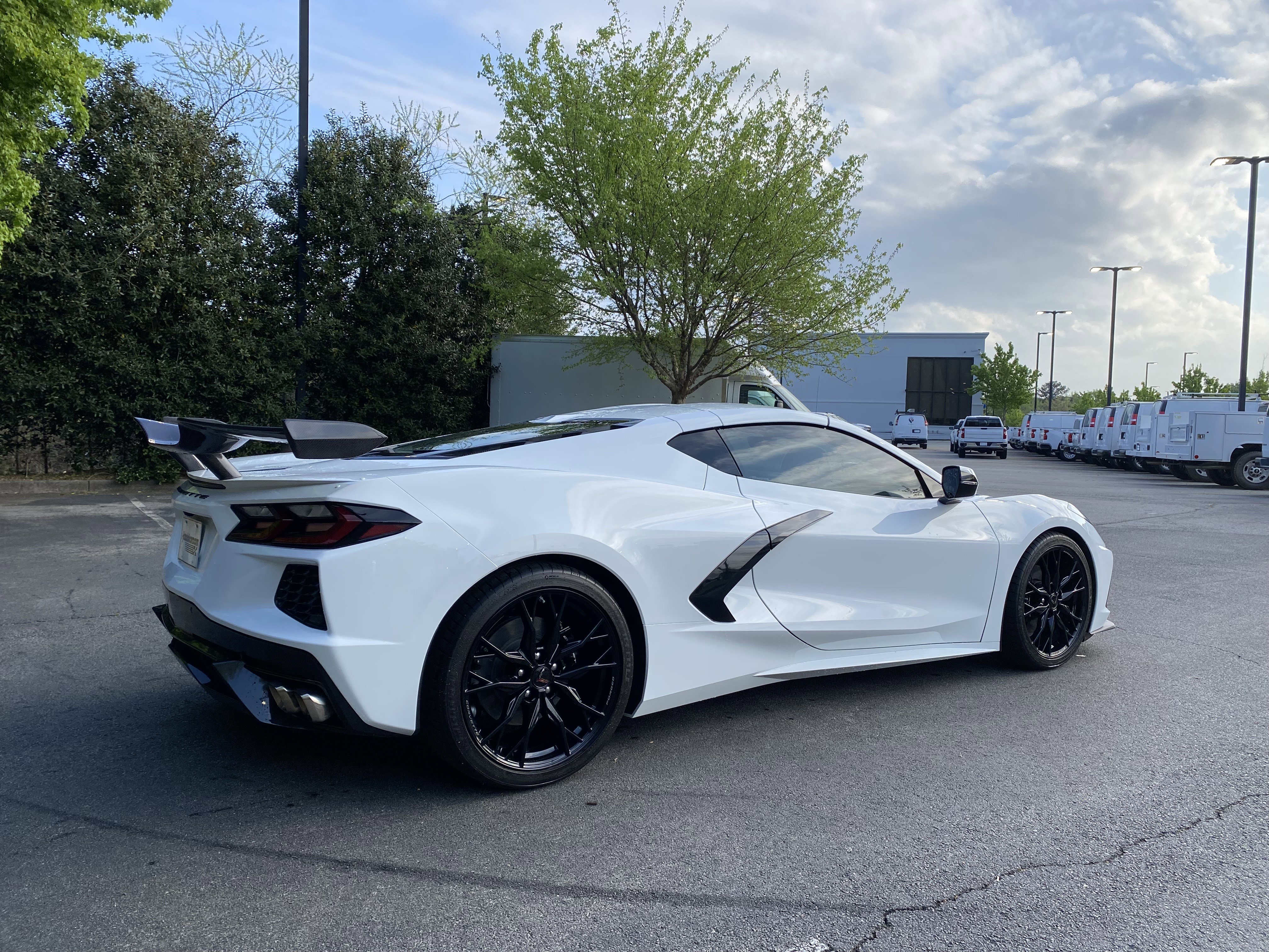 Used 2025 Chevrolet Corvette Stingray Coupe w/ 1LT image 9
