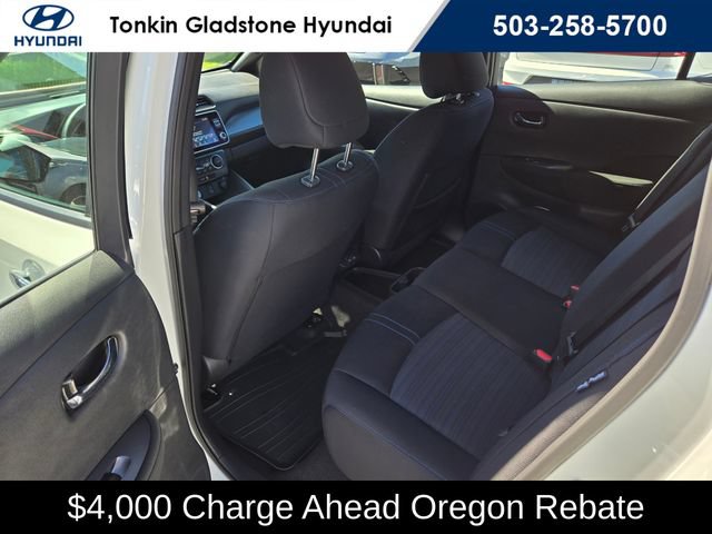 Used 2025 Nissan Leaf S FWD image 15